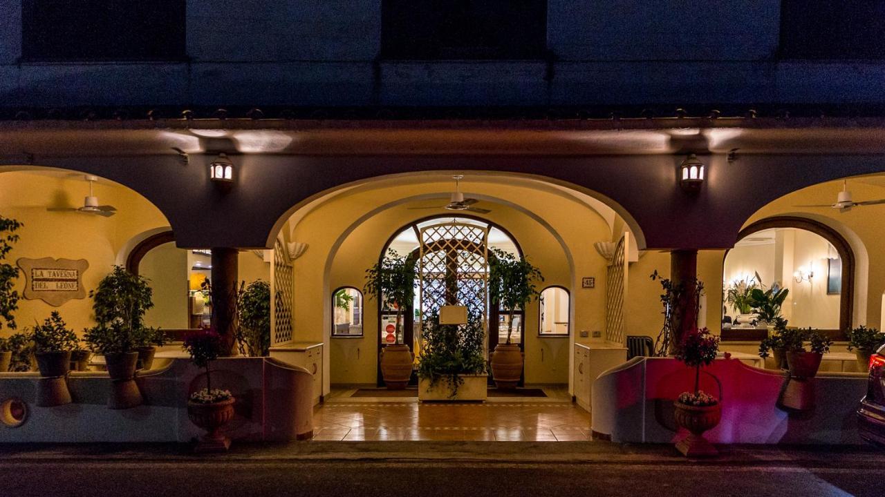 La Taverna Del Leone Positano Eksteriør billede